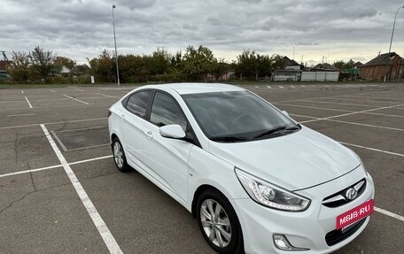 Hyundai Solaris II рестайлинг, 2013 год, 1 250 000 рублей, 3 фотография