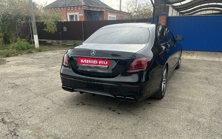 Mercedes-Benz E-Класс, 2019 год, 3 350 000 рублей, 3 фотография