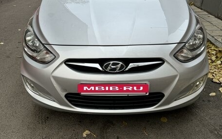 Hyundai Solaris II рестайлинг, 2012 год, 995 000 рублей, 2 фотография