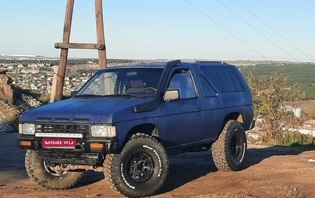 Nissan Terrano II рестайлинг, 1990 год, 560 000 рублей, 1 фотография