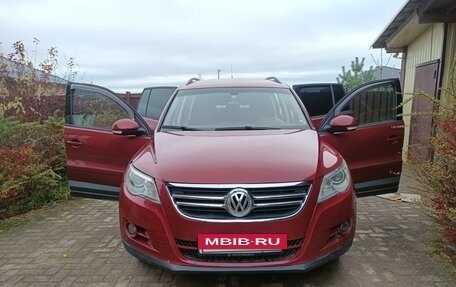 Volkswagen Tiguan I, 2009 год, 980 000 рублей, 2 фотография