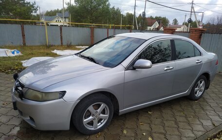 Honda Accord VII рестайлинг, 2004 год, 585 000 рублей, 1 фотография