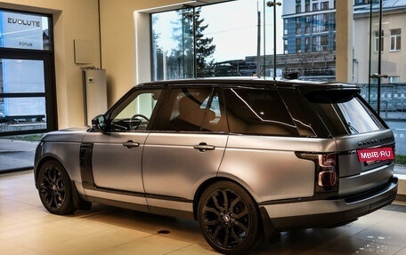 Land Rover Range Rover IV рестайлинг, 2020 год, 8 390 000 рублей, 3 фотография