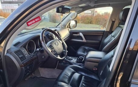 Toyota Land Cruiser 200, 2011 год, 4 100 000 рублей, 6 фотография