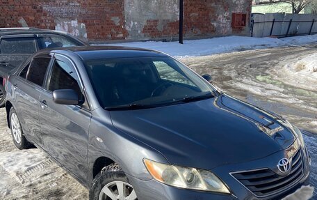 Toyota Camry, 2007 год, 990 000 рублей, 2 фотография