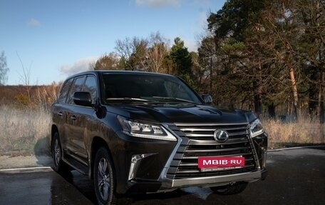 Lexus LX III, 2017 год, 9 000 000 рублей, 6 фотография