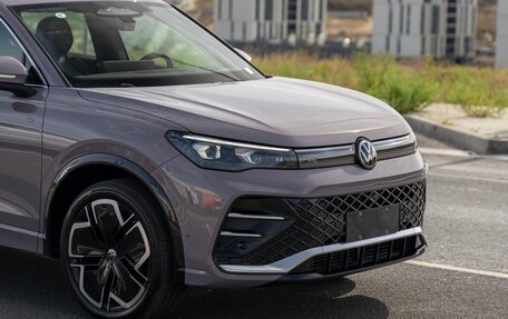 Volkswagen Tiguan, 2024 год, 5 650 000 рублей, 2 фотография