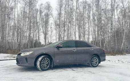 Toyota Camry, 2016 год, 2 600 000 рублей, 6 фотография