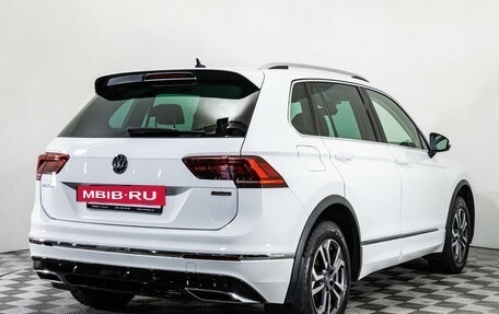 Volkswagen Tiguan II, 2019 год, 3 250 000 рублей, 6 фотография