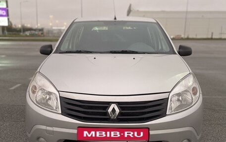 Renault Sandero I, 2014 год, 735 000 рублей, 2 фотография