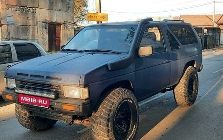 Nissan Terrano II рестайлинг, 1990 год, 560 000 рублей, 5 фотография