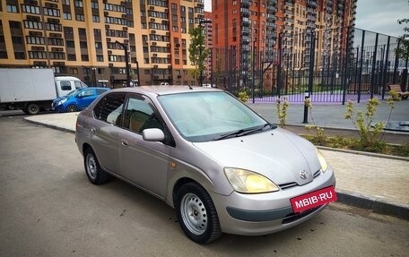 Toyota Prius IV XW50, 1998 год, 230 000 рублей, 3 фотография