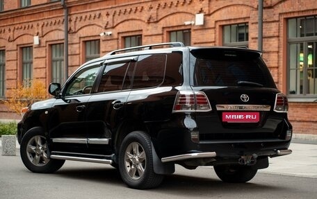 Toyota Land Cruiser 200, 2010 год, 3 399 000 рублей, 2 фотография