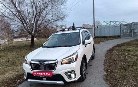 Subaru Forester, 2019 год, 3 275 000 рублей, 5 фотография