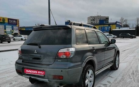 Mitsubishi Outlander III рестайлинг 3, 2005 год, 650 000 рублей, 5 фотография