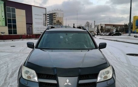 Mitsubishi Outlander III рестайлинг 3, 2005 год, 650 000 рублей, 3 фотография