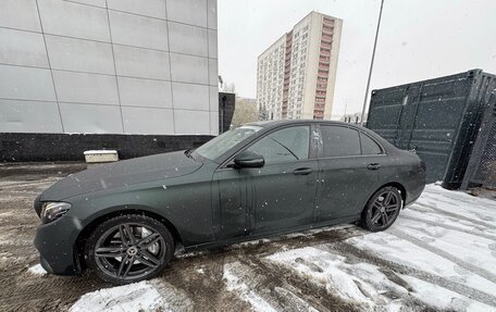 Mercedes-Benz E-Класс, 2019 год, 3 650 000 рублей, 7 фотография