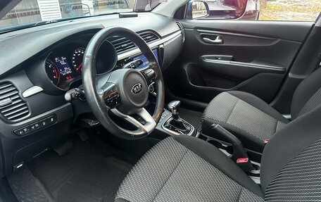 KIA Rio IV, 2018 год, 1 550 000 рублей, 10 фотография