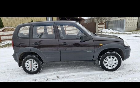 Chevrolet Niva I рестайлинг, 2010 год, 477 000 рублей, 9 фотография