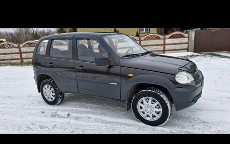 Chevrolet Niva I рестайлинг, 2010 год, 477 000 рублей, 7 фотография