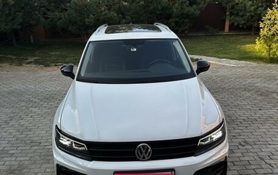 Volkswagen Tiguan II, 2018 год, 3 450 000 рублей, 1 фотография