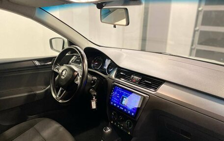 Skoda Rapid I, 2018 год, 1 450 000 рублей, 12 фотография