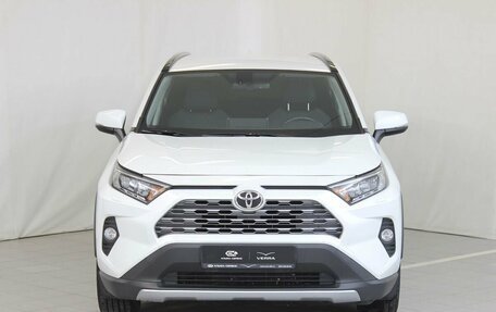 Toyota RAV4, 2021 год, 3 550 000 рублей, 2 фотография