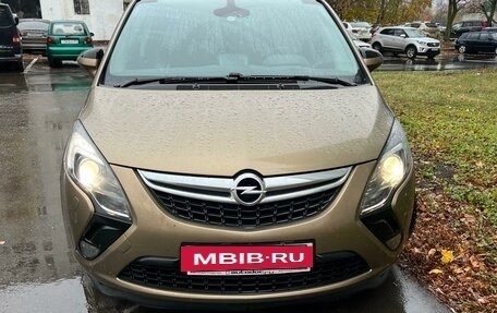 Opel Zafira C рестайлинг, 2013 год, 1 150 000 рублей, 1 фотография