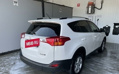 Toyota RAV4, 2013 год, 2 200 000 рублей, 3 фотография