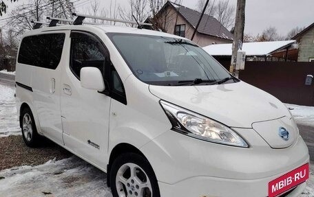 Nissan NV200, 2014 год, 2 600 000 рублей, 3 фотография