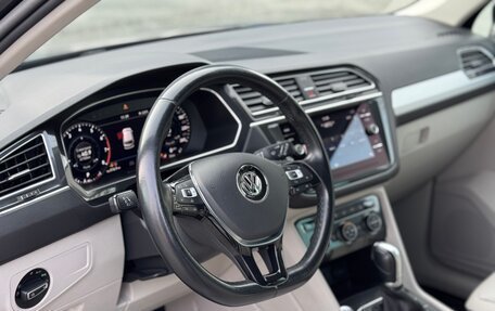 Volkswagen Tiguan II, 2018 год, 3 400 000 рублей, 12 фотография