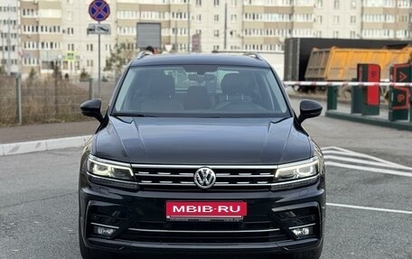 Volkswagen Tiguan II, 2018 год, 3 400 000 рублей, 8 фотография