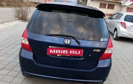 Honda Fit III, 2002 год, 400 000 рублей, 8 фотография