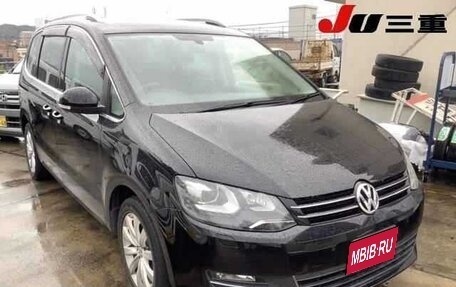 Volkswagen Sharan II, 2012 год, 1 100 000 рублей, 1 фотография