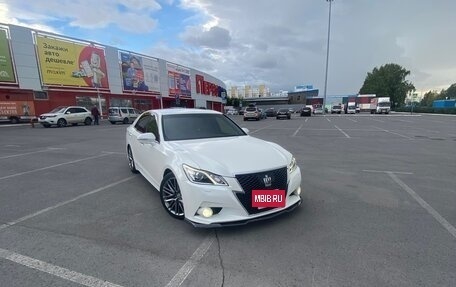 Toyota Crown, 2013 год, 3 500 000 рублей, 5 фотография