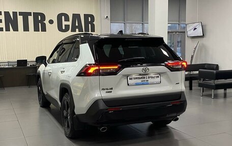 Toyota RAV4, 2021 год, 3 715 000 рублей, 3 фотография