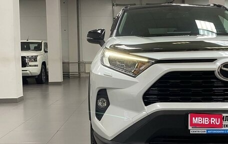 Toyota RAV4, 2021 год, 3 715 000 рублей, 23 фотография