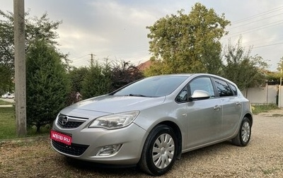 Opel Astra J, 2011 год, 750 000 рублей, 1 фотография