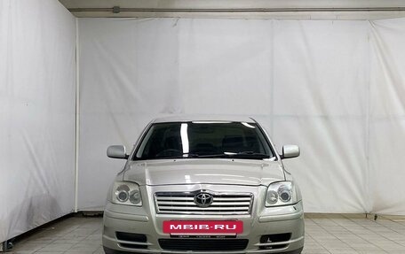 Toyota Avensis III рестайлинг, 2003 год, 945 000 рублей, 2 фотография