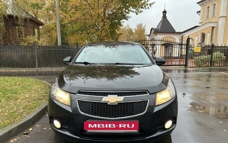 Chevrolet Cruze II, 2011 год, 799 000 рублей, 2 фотография