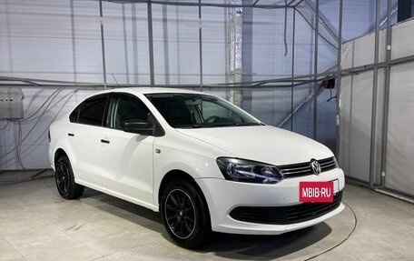 Volkswagen Polo VI (EU Market), 2011 год, 649 000 рублей, 3 фотография