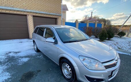 Opel Astra H, 2011 год, 870 000 рублей, 3 фотография