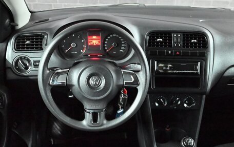 Volkswagen Polo VI (EU Market), 2013 год, 960 000 рублей, 12 фотография