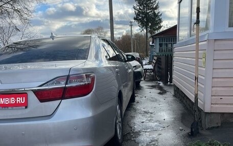 Toyota Camry, 2017 год, 2 700 000 рублей, 7 фотография