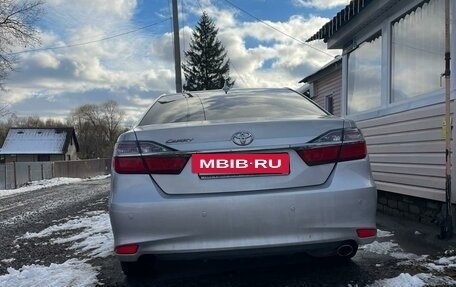 Toyota Camry, 2017 год, 2 700 000 рублей, 6 фотография