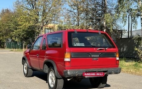 Nissan Terrano II рестайлинг, 1988 год, 770 000 рублей, 21 фотография