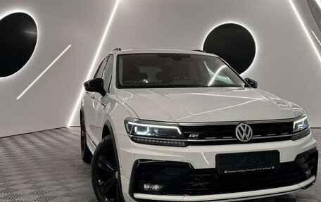 Volkswagen Tiguan II, 2020 год, 3 760 411 рублей, 2 фотография