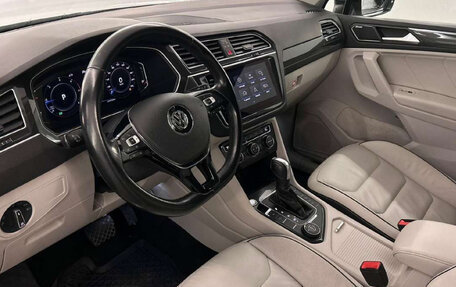 Volkswagen Tiguan II, 2020 год, 3 760 411 рублей, 8 фотография