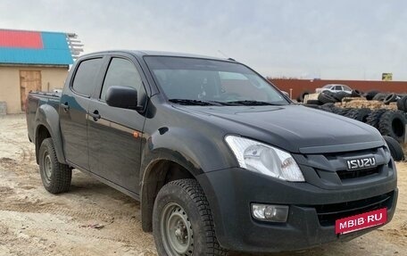 Isuzu D-Max II, 2017 год, 2 000 000 рублей, 3 фотография