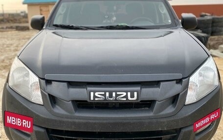 Isuzu D-Max II, 2017 год, 2 000 000 рублей, 2 фотография